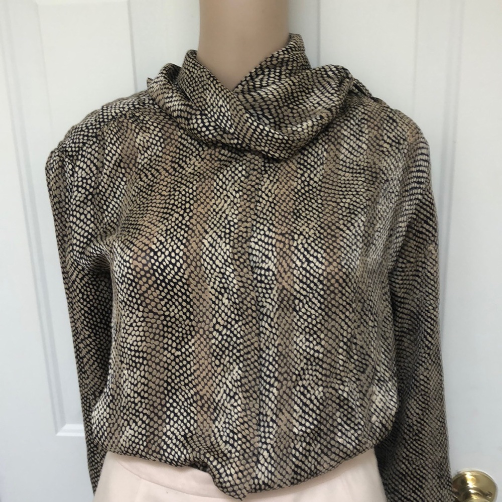 VTG Semi Sheer Earth Tone Galinda Wang Lá Chine Classic L/S Blouse Wrap Collar